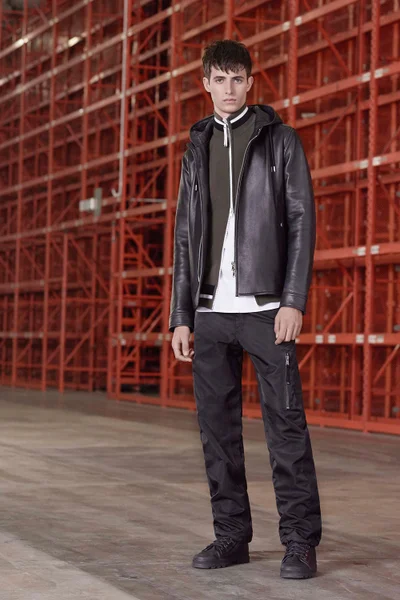 Look 5